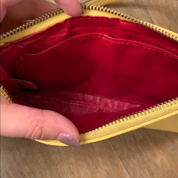 Dooney & Bourke sunshine yellow wristlet - Picture 3 of 6